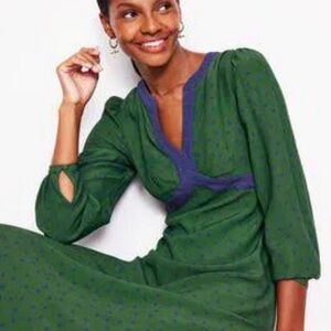 Green Bode  Dress with Purple Accents xl